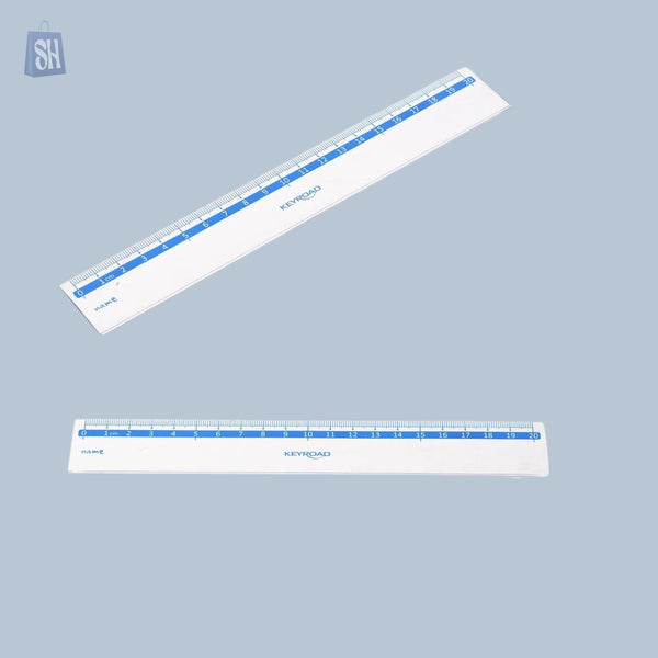 مسطرة بلاستيكية (20 سم) 