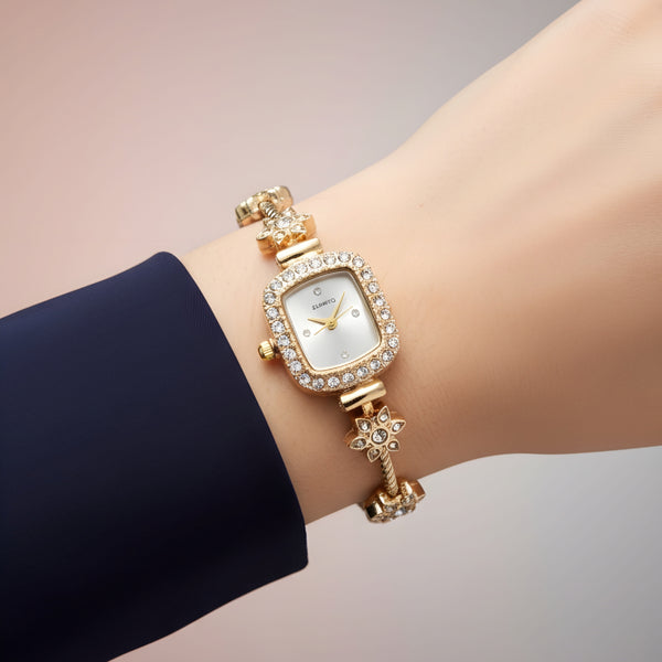 🌸 Elegant Floral Women's Watch – A Touch of Luxury & Femininity