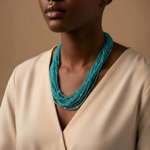 قلادة من الخرز متعدد الخيوط على شكل نسيم المحيط.
