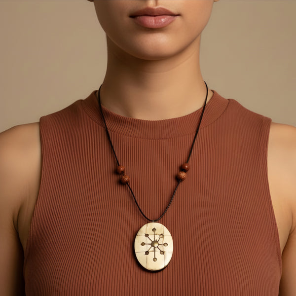 قلادة قبلية ريفية