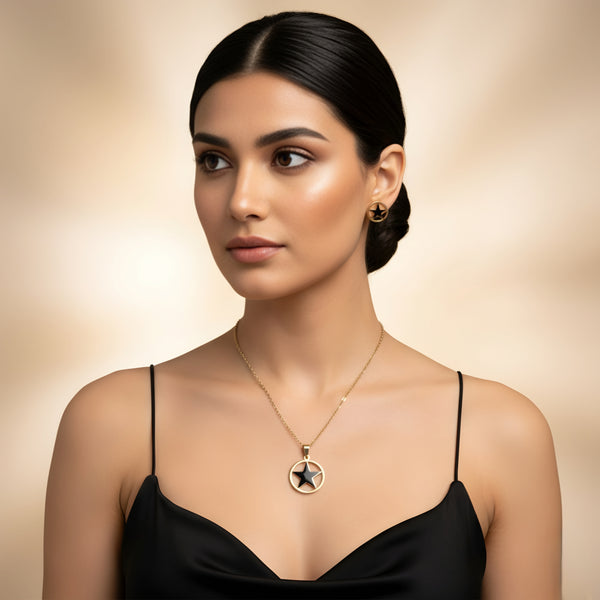 طقم قلادة وأقراط على شكل نجمة من الفولاذ المقاوم للصدأ